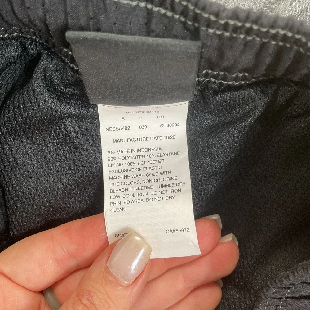 Nike Just Do It Black Gray Small Swim Beach Shorts‎ Athletic